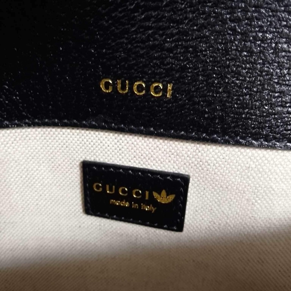 Gucci bag collab with adidas - Picture 10 of 16